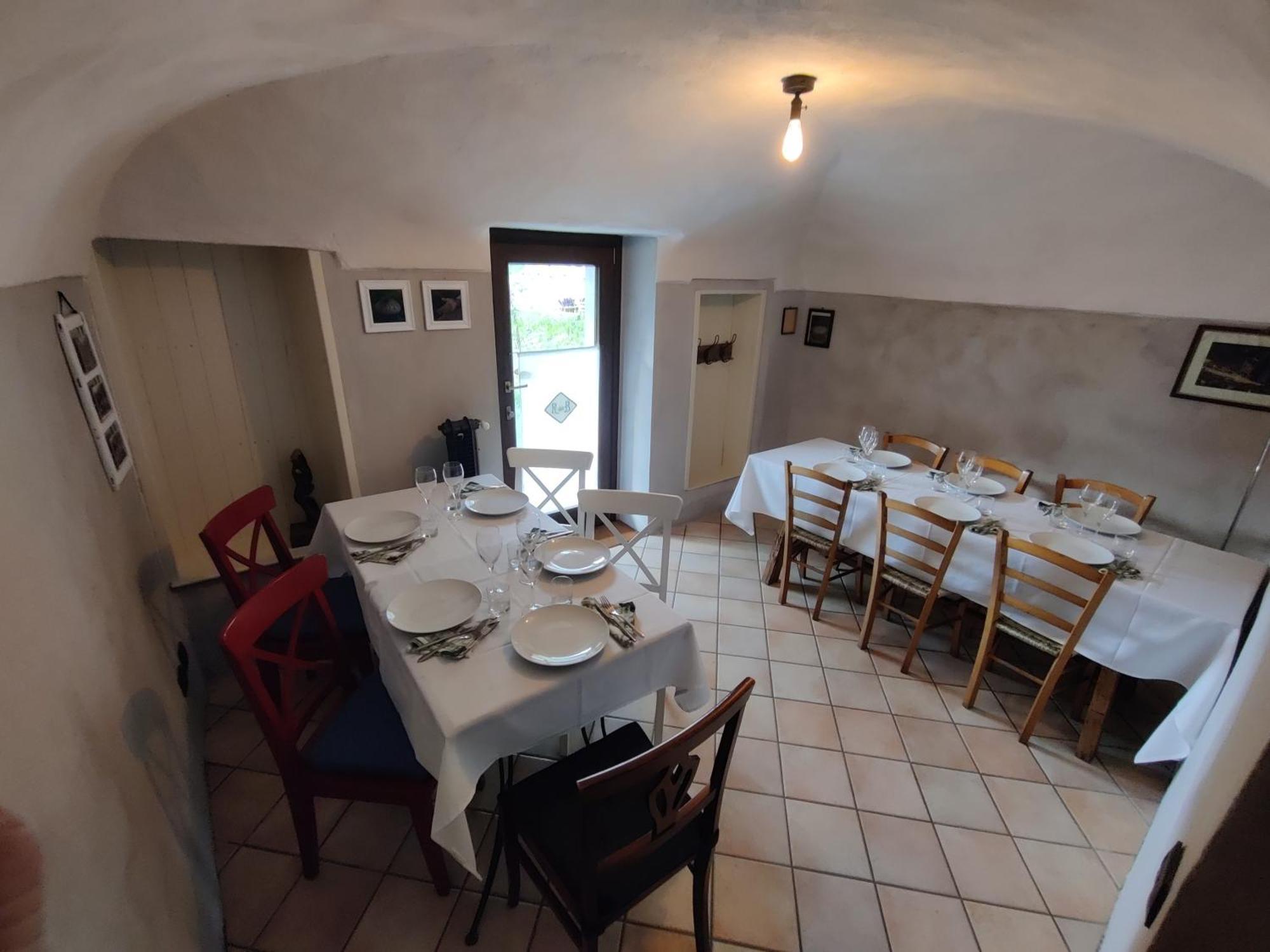 Relais Del Brigante Acomodação com café da manhã Settimo Vittone Exterior foto